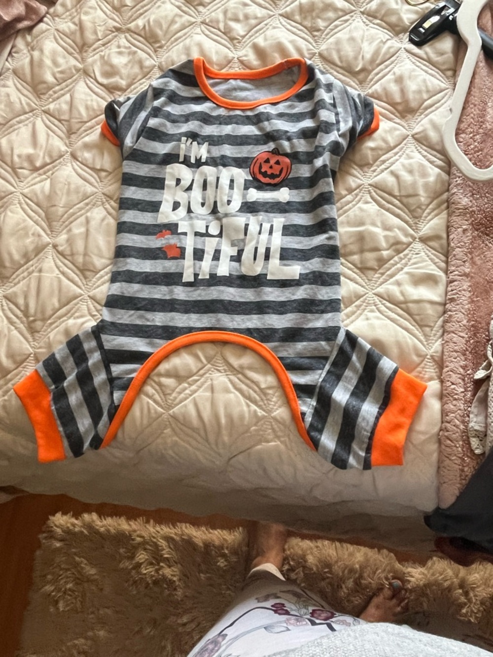 Kids Gray & Orange Halloween One-Piece - "I'm BOU-TIFUL"